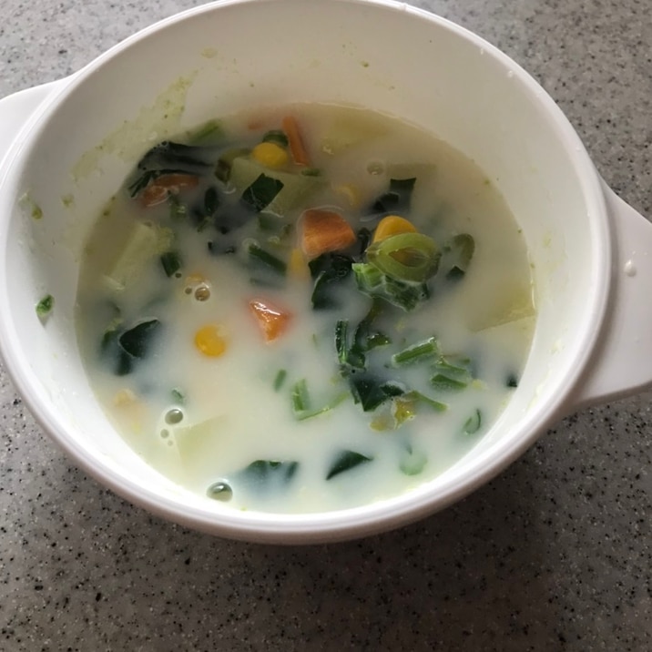 幼児用 ほうれん草のコンソメ牛乳スープ レシピ 作り方 By よんちゃんママ 楽天レシピ 幼児用 ほうれん草のコンソメ牛乳スープ レシピ 作り方 By よんちゃんママ 楽天レシピ